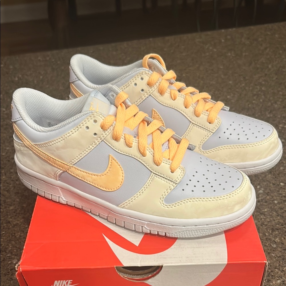 Nike Dunk Low Melon Tint 5Y DS